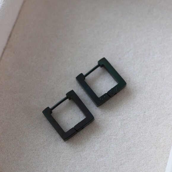 Square Style Huggie Hoop Earrings Black Stainless Steel - Picture 1 of 4